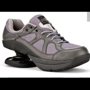 Z-Coil Shoes - Liberty M 9.0/W 10 + Heel Covers